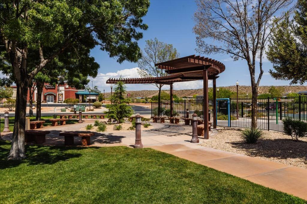 Coral Canyon Pool Private Hot Tub Fire Pit Ουάσινγκτον Εξωτερικό φωτογραφία