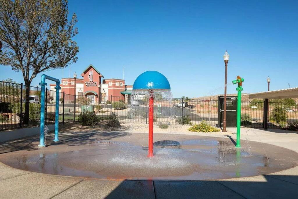Coral Canyon Pool Private Hot Tub Fire Pit Ουάσινγκτον Εξωτερικό φωτογραφία